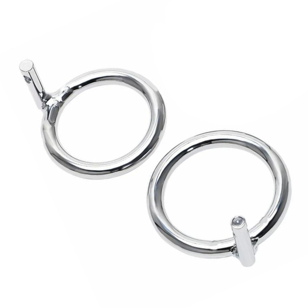 Reverse the discomfort of ill-fitting devices with this flat chastity cage. Wear it seamlessly under speedos or panties and shirts, ensuring comfort and discretion daily.