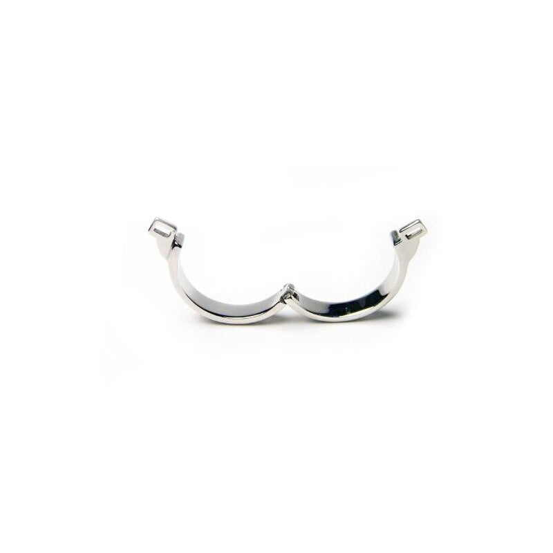 Wear your penis cage metal discreetly under clothing. The rattlesnake rib-like cagink ring offers both security and comfort, enhancing femdom dick dynamics with its sleek design.